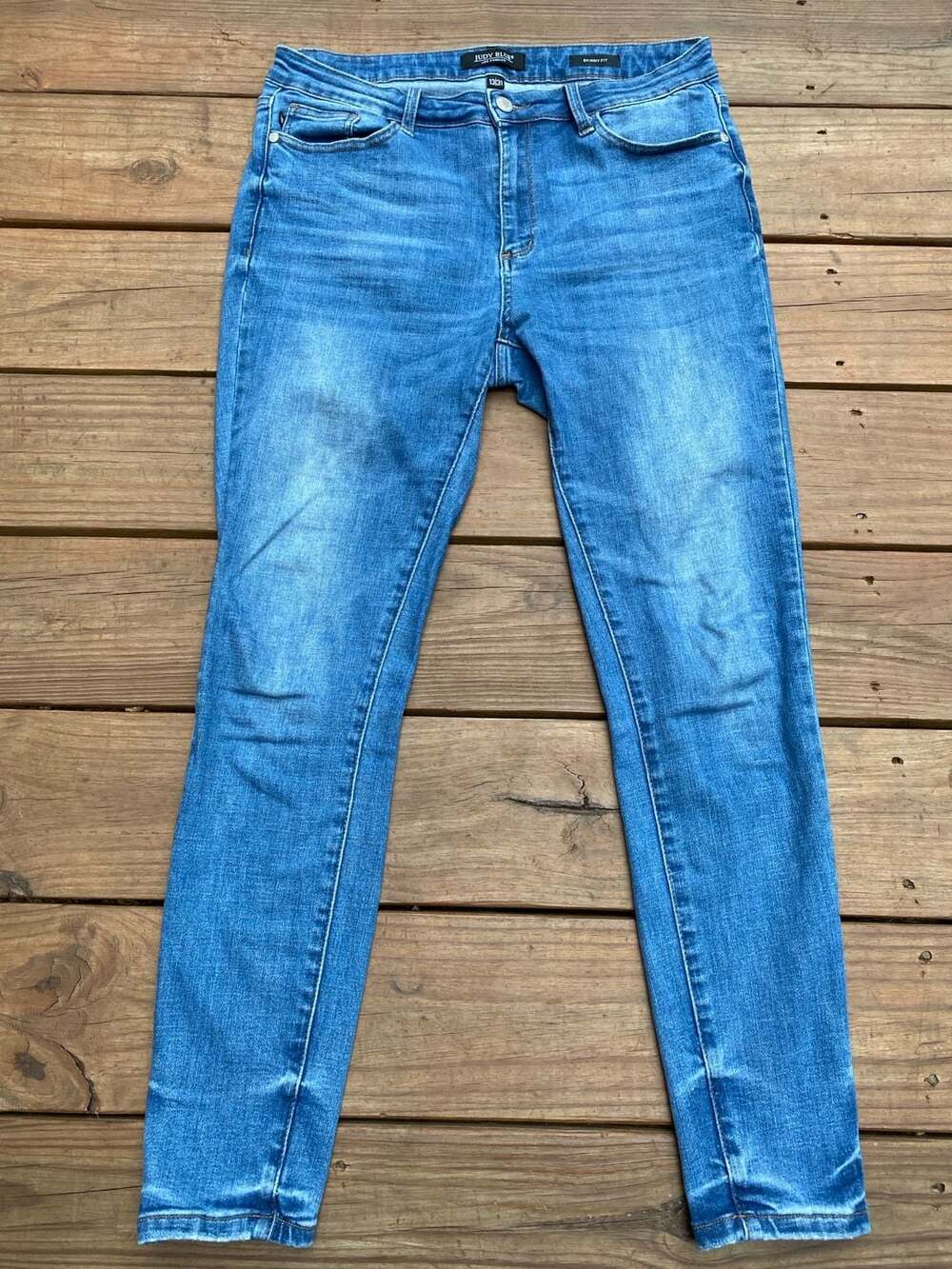 Judy Blue Los Angeles Skinny Fit Medium Wash Denim Jeans